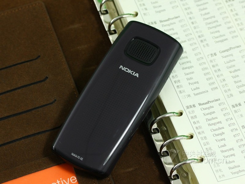 诺基亚 x1-01图片_选机中心_凤凰数码