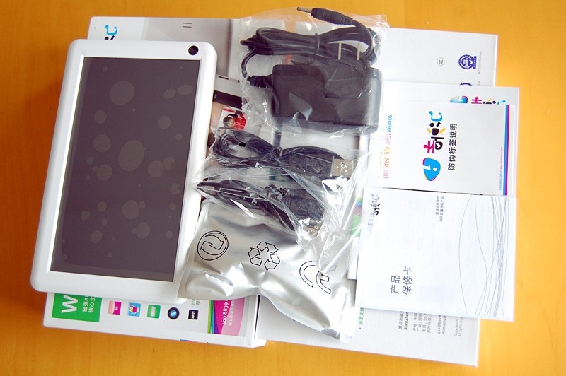 便宜的平板壳 ceS1b2cMlGYv.jpg